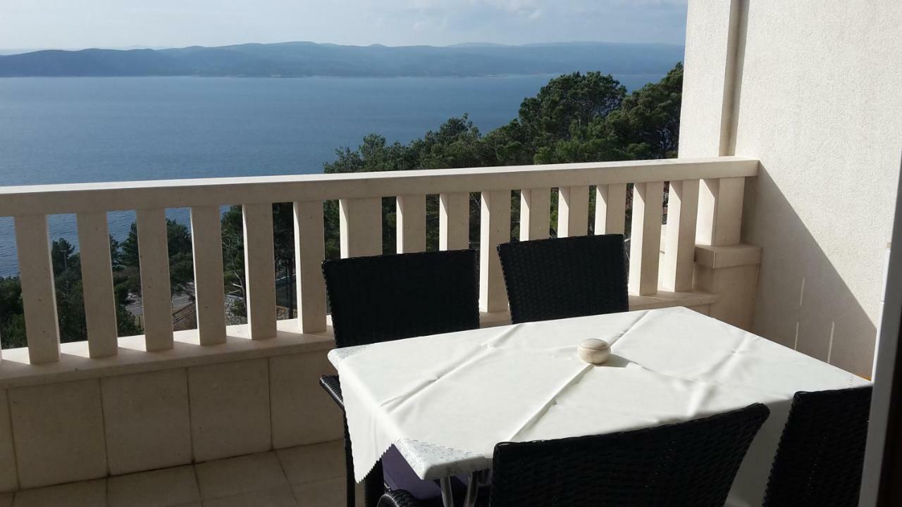 As Brela Hotel Exterior photo